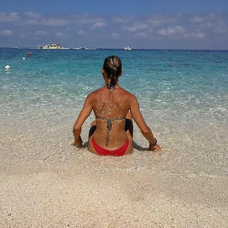 Penny In The Sea 度假居 *